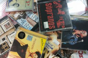 Wyprzedaż płyt z muzyką - ponad 700 tytułów