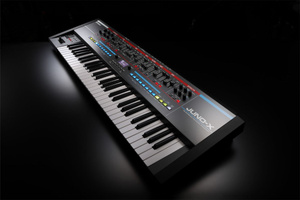 Roland JUNO-X syntezator