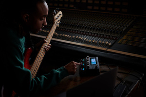 Boss GT-1000 CORE   kontroler gitarowy