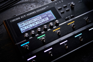 Boss GT-1000 efekt gitarowy