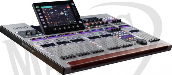 Behringer Wing cyfrowy mikser 48-kanałowy z ekranem dotykowym