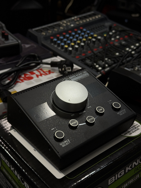 Mackie Big Knob Passive - kontroler - po zwrocie
