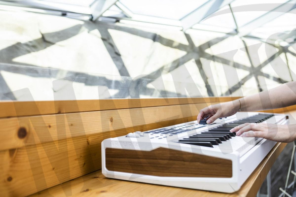 Arturia KeyLab 88 Mk2 White hybrydowy kontroler MIDI + PIGMENTS GRATIS!