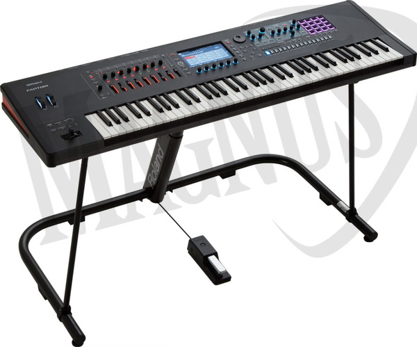 Roland Fantom 7 syntezator