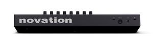 Novation Launchkey 25 MK4  - zaawansowany kontroler DAW, wyposażony w zestaw narzędzi do tworzenia muzyki