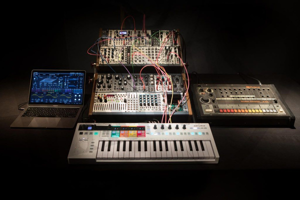 Arturia Keystep PRO kontroler MIDI