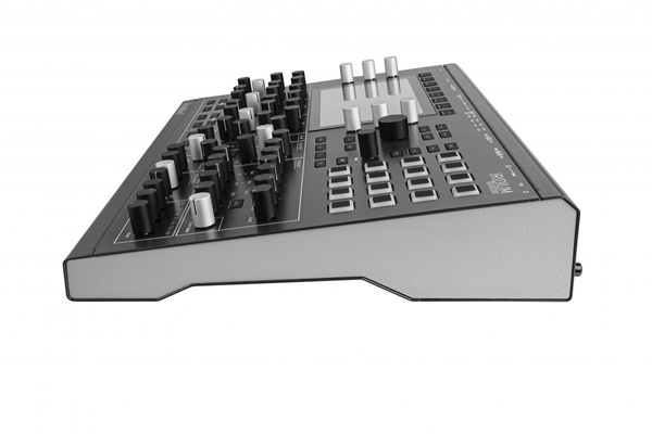 Waldorf  Iridium  syntezator