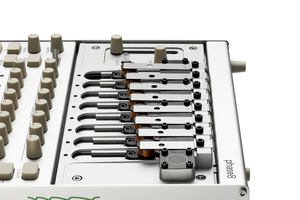 Korg Phase8 syntezator elektroakustyczny | Edycja Limitowana