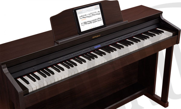 Roland HP702-WH (White) pianino cyfrowe z Bluetooth, 3D Ambience, aplikacja do nauki