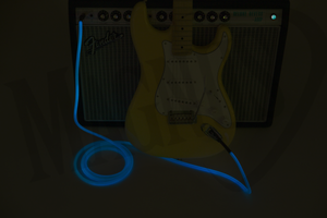 Fender Professional Series Glow in the Dark Cable Blue 18,6′ kabel gitarowy kabel instrumentalny