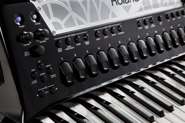 Roland FR 8X BK - cyfrowy akordeon klawiszowy akordeon