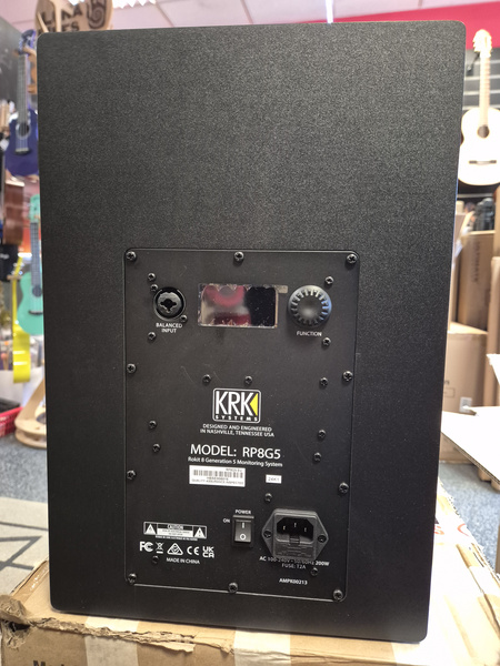 KRK Rokit 8 G5 aktywny monitor studyjny - po zwrocie