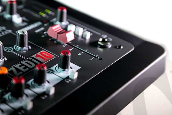 Allen&amp;Heath ZEDi10 mikser analogowy