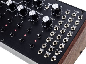 Moog DFAM - Drummer From Another Mother syntezator