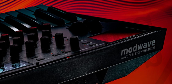 Korg Modwave MKII syntezator