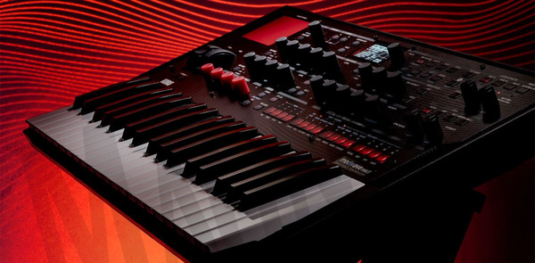 Korg Modwave MKII syntezator