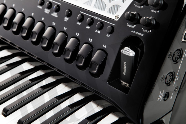 Roland FR 8X BK - cyfrowy akordeon klawiszowy akordeon