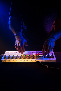Arturia BeatStep PRO kontroler