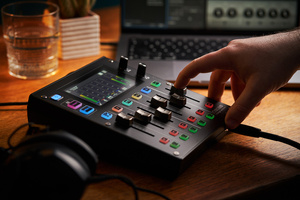 Boss Giccaster 5 mikser audio do streamingu