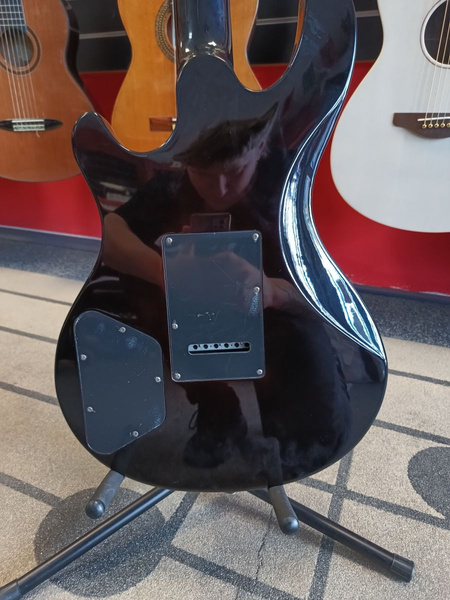 Dean HardTail Select Vibrato TGE -gitara elektryczna - ekspozycja