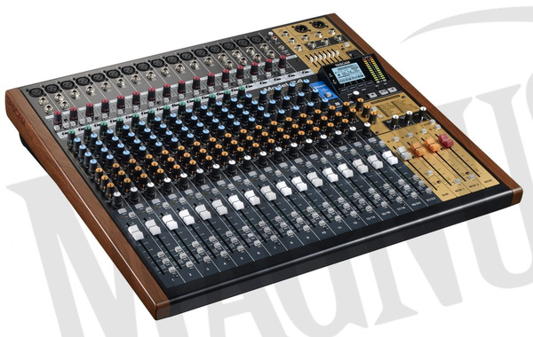 Tascam Model 24 - mikser analogowy, rejestrator