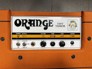 Orange Tiny Terror - ekspozycja
