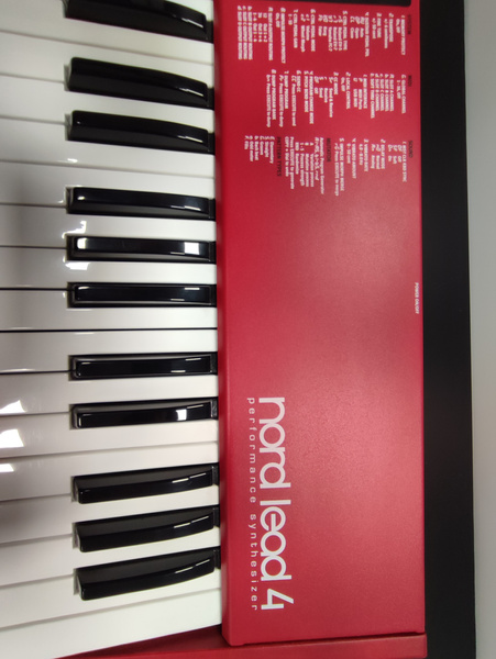 Nord Lead 4 - wirtualny syntezator analogowy - ekspozycja