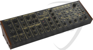 Behringer K-2 syntezator analogowy