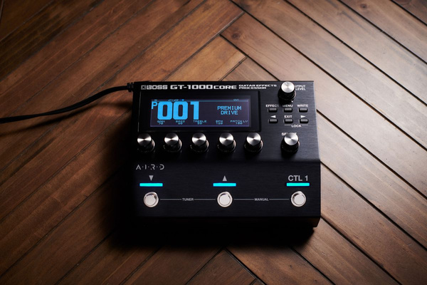Boss GT-1000 CORE   kontroler gitarowy