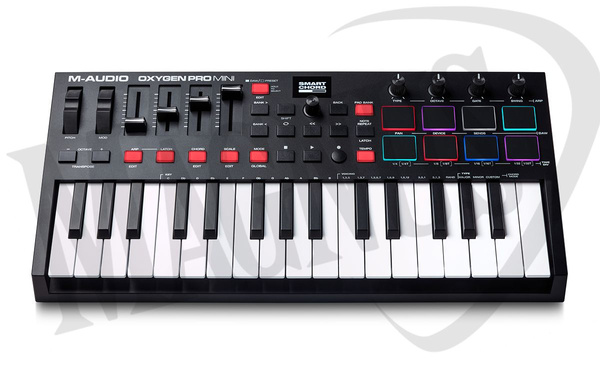 M-Audio Oxygen Pro Mini  kontroler USB z 32 miniklawiszami