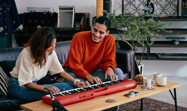 Casio CT-S200 Red keyboard