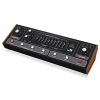 Behringer TORO kontroler