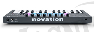 Novation FLkey Mini + Kurs miksu muzyki synthwave od Musoneo