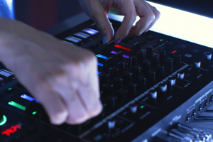 Roland TR-8S procesor wokalowy