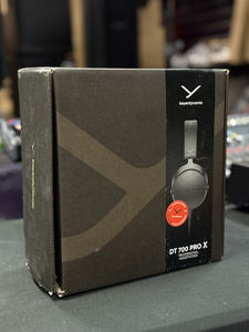 Beyerdynamic DT 700 PRO X - słuchawki studyjne - brak kabla
