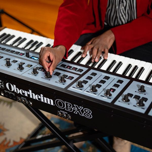 Oberheim OB-X8 - analogowy syntezator polifoniczny