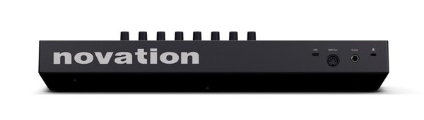 Novation Launchkey 25 MK4  - zaawansowany kontroler DAW, wyposażony w zestaw narzędzi do tworzenia muzyki