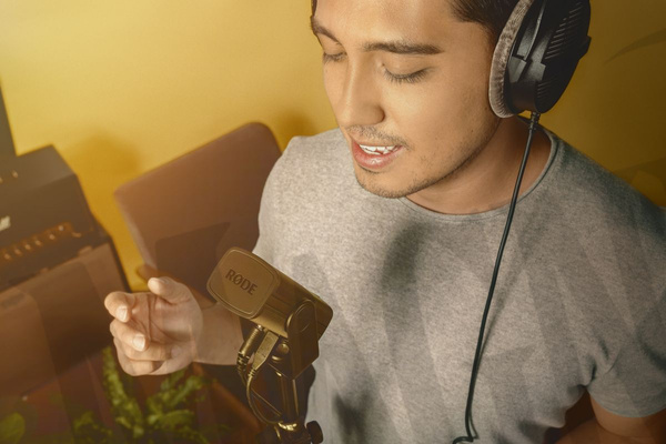 Rode NT-USB Mini - mikrofon pojemnościowy USB z wyjściem słuchawkowym i akcesoriami- tylko otwarty