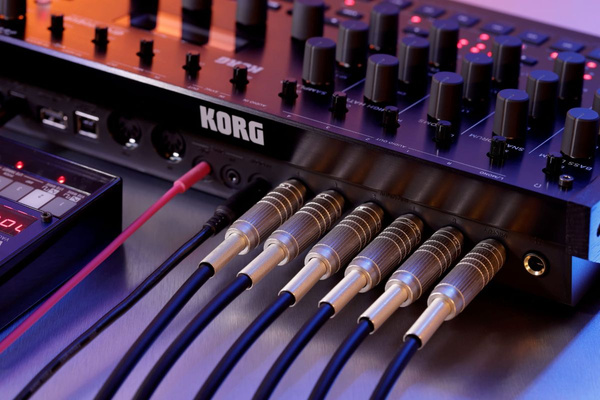 Korg Drumlogue hybrydowa maszyna perkusyjna