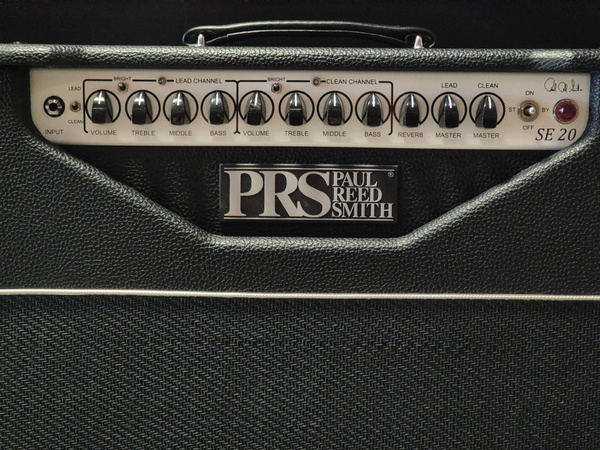 PRS SE-20-C Combo - ekspozycja