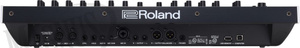 Roland Jupiter-Xm syntezator