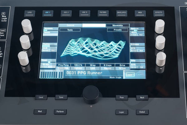 Waldorf Quantum syntezator