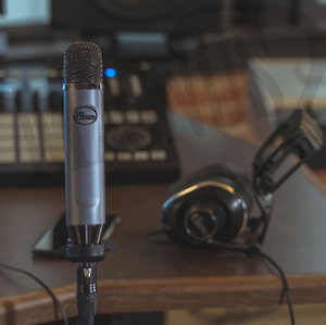 Blue Ember mikrofon pojemnościowy