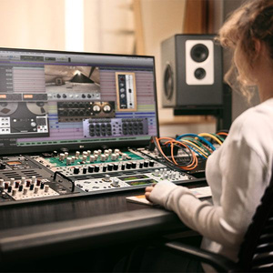 Universal Audio Apollo X6 Gen 2 Essentials - interfejs audio Thunderbolt 3 + mikrofon Sphere LX GRATIS!