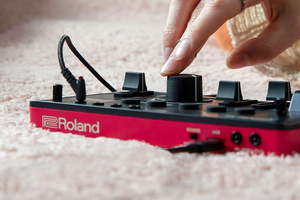 Roland AIRA Compact E-4 Voice Tweaker Vocal Processor procesor wokalowy