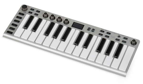ESI xSynth syntezator cyfrowy