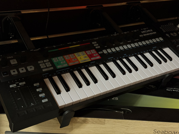 ARTURIA BEATSTEP PRO Black + CV/kit profesjonalny sekwencer krokowy MIDI - po zwrocie
