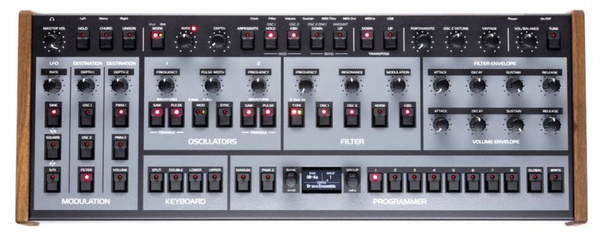 Oberheim OB-X8 Desktop - analogowy syntezator polifoniczny