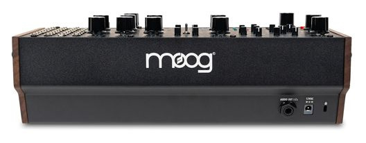 Moog Labyrinth syntezator analogowy