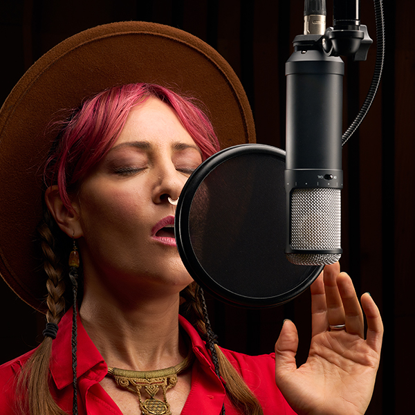 Universal Audio Apollo X8 Gen 2 Essentials - interfejs audio Thunderbolt 3 + mikrofon Sphere LX GRATIS!